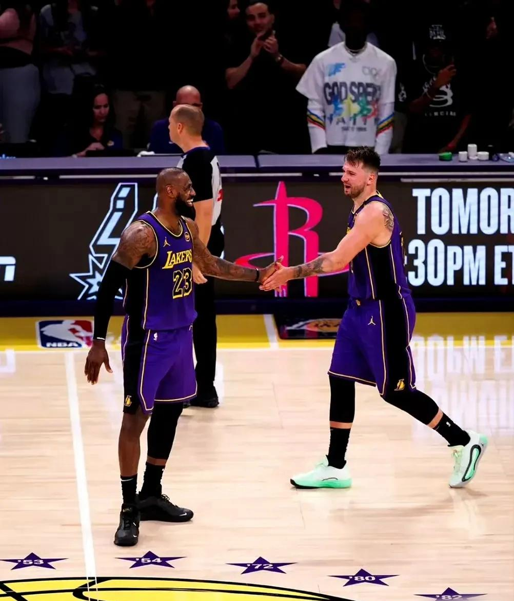 快船vs灰熊第五场_(快船vs灰熊第五场直播)