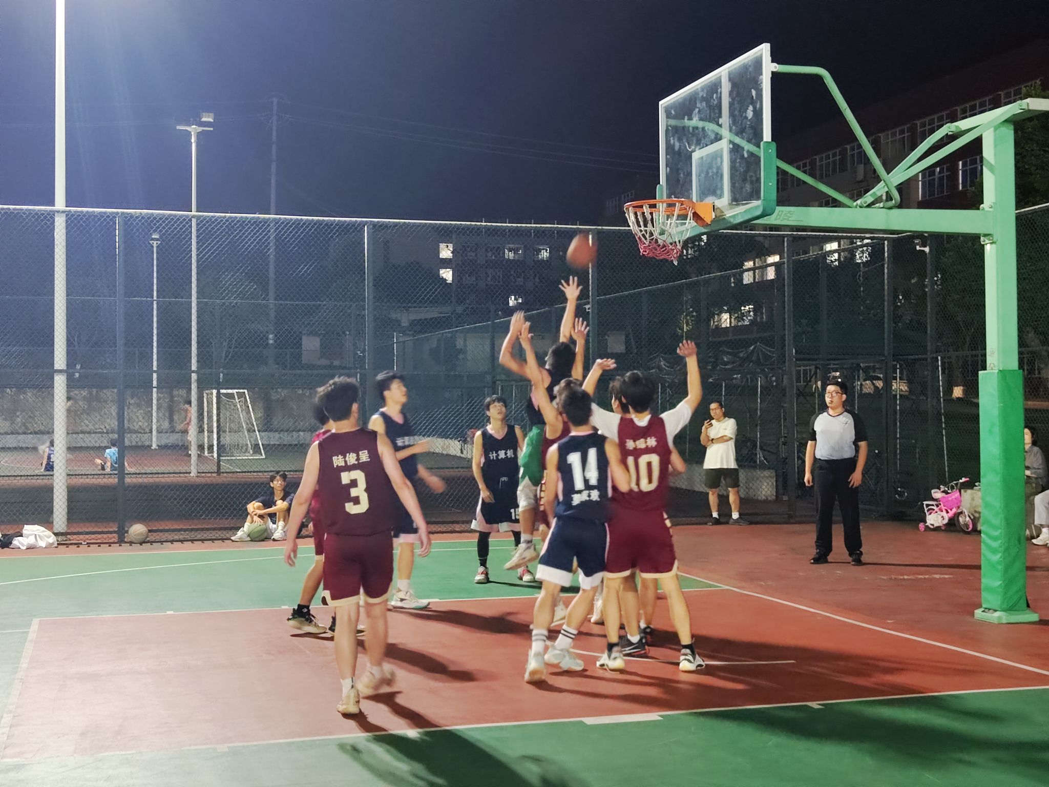 篮球赛直播2021_(富阳与永康篮球赛直播)  第2张