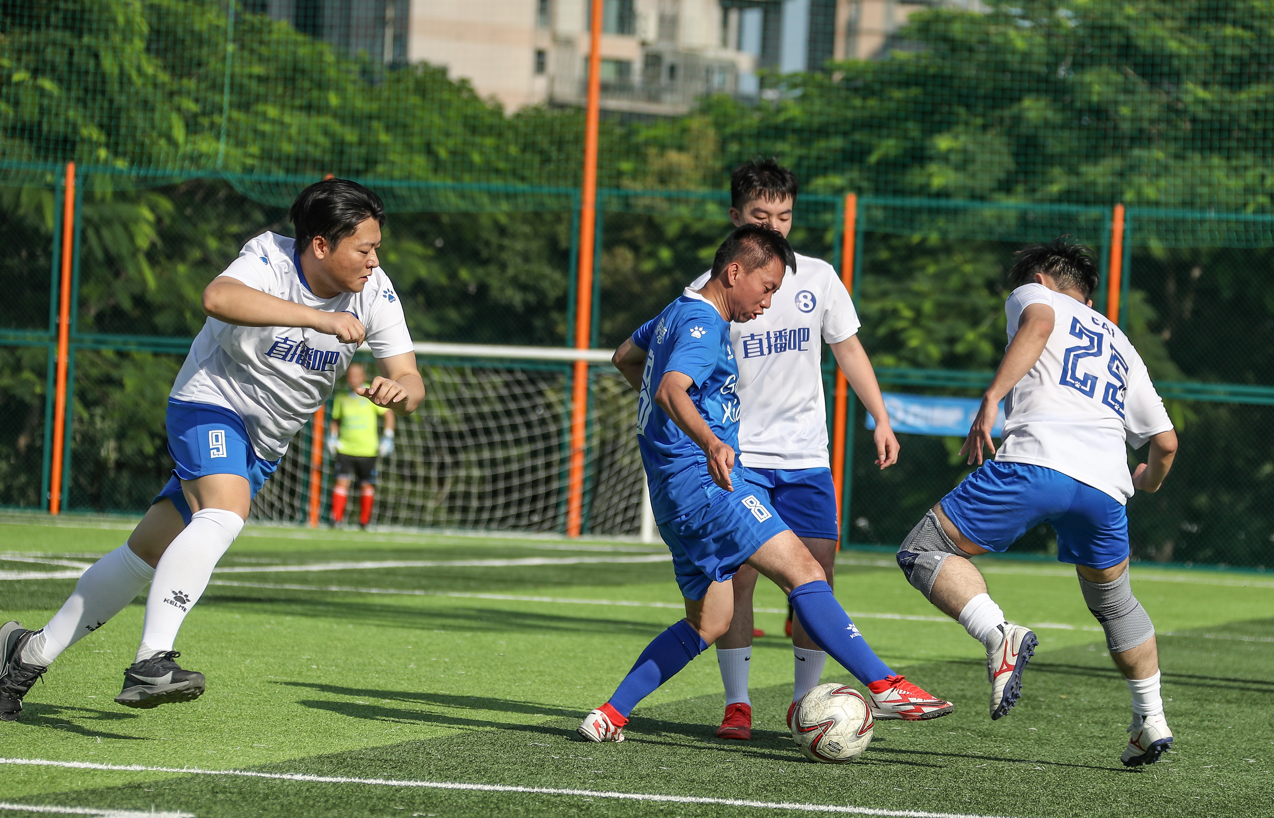 直播吧足球app下载_(直播吧手机版足球直播吧)  第2张