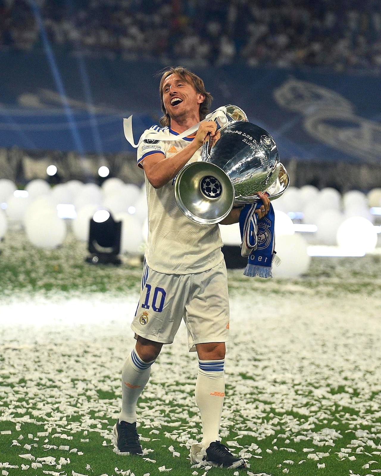 关于莫德里奇传射帮助克罗地亚大胜魔笛已经39岁高龄的信息