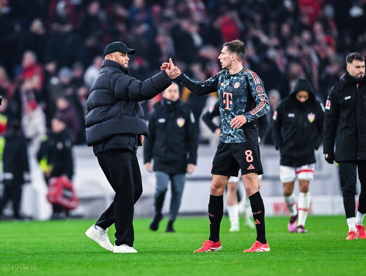 拜仁在寻找科曼替代者球队关注多名球员的简单介绍