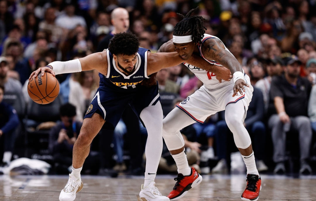 NBA常规赛掘金主场117-100大胜步行者约基奇32+14+14哈达威17分的简单介绍