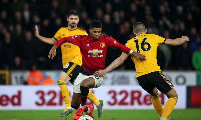 狼队VS曼联保级队遇红魔在线无延迟观赛的简单介绍