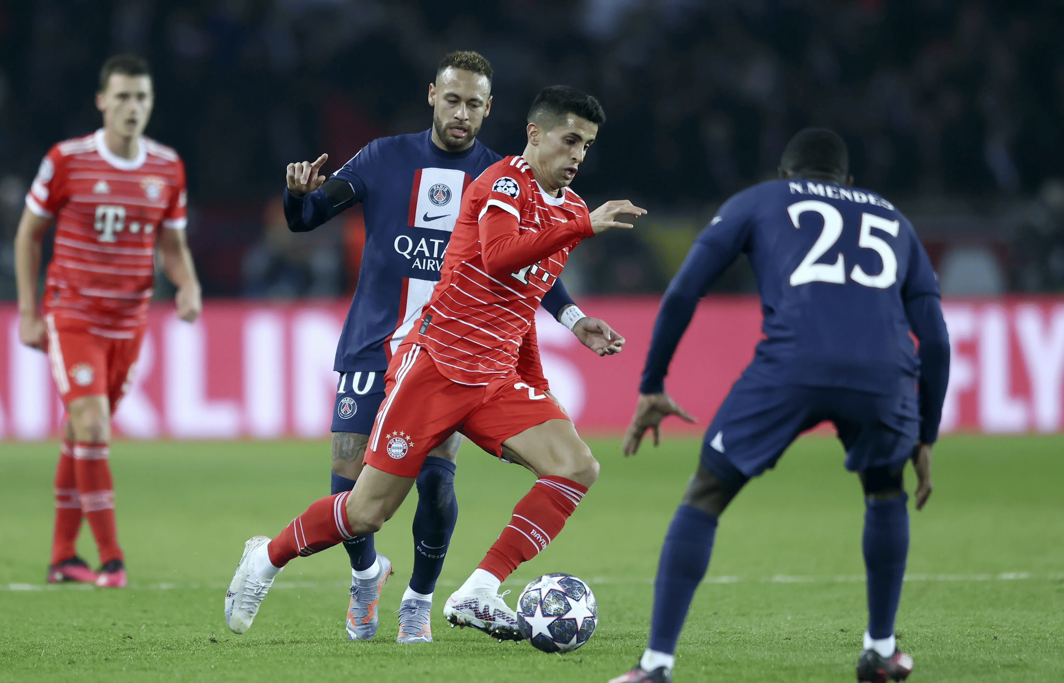 世俱杯拜仁慕尼黑VS奥克兰城预测彼此水准差足十万八千里的简单介绍  第2张