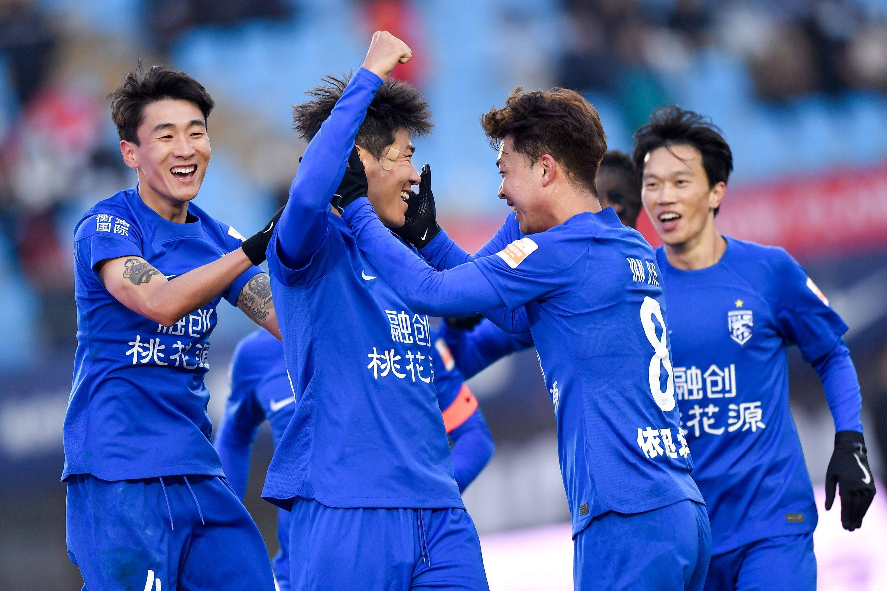 关于武汉三镇转会禁令减至一条曾多达八条的信息  第1张