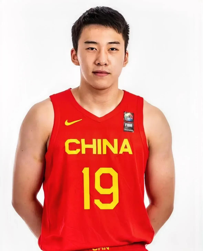 亚洲杯中国男篮79-71战胜韩国男篮晋级四强胡金秋23+11王俊杰21+8的简单介绍  第2张