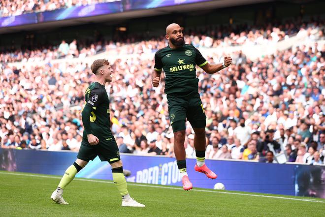 姆贝乌莫已返回布伦特福德训练与曼联的转会陷入僵局的简单介绍 第1张 姆贝乌莫已返回布伦特福德训练与曼联的转会陷入僵局的简单介绍 第1张