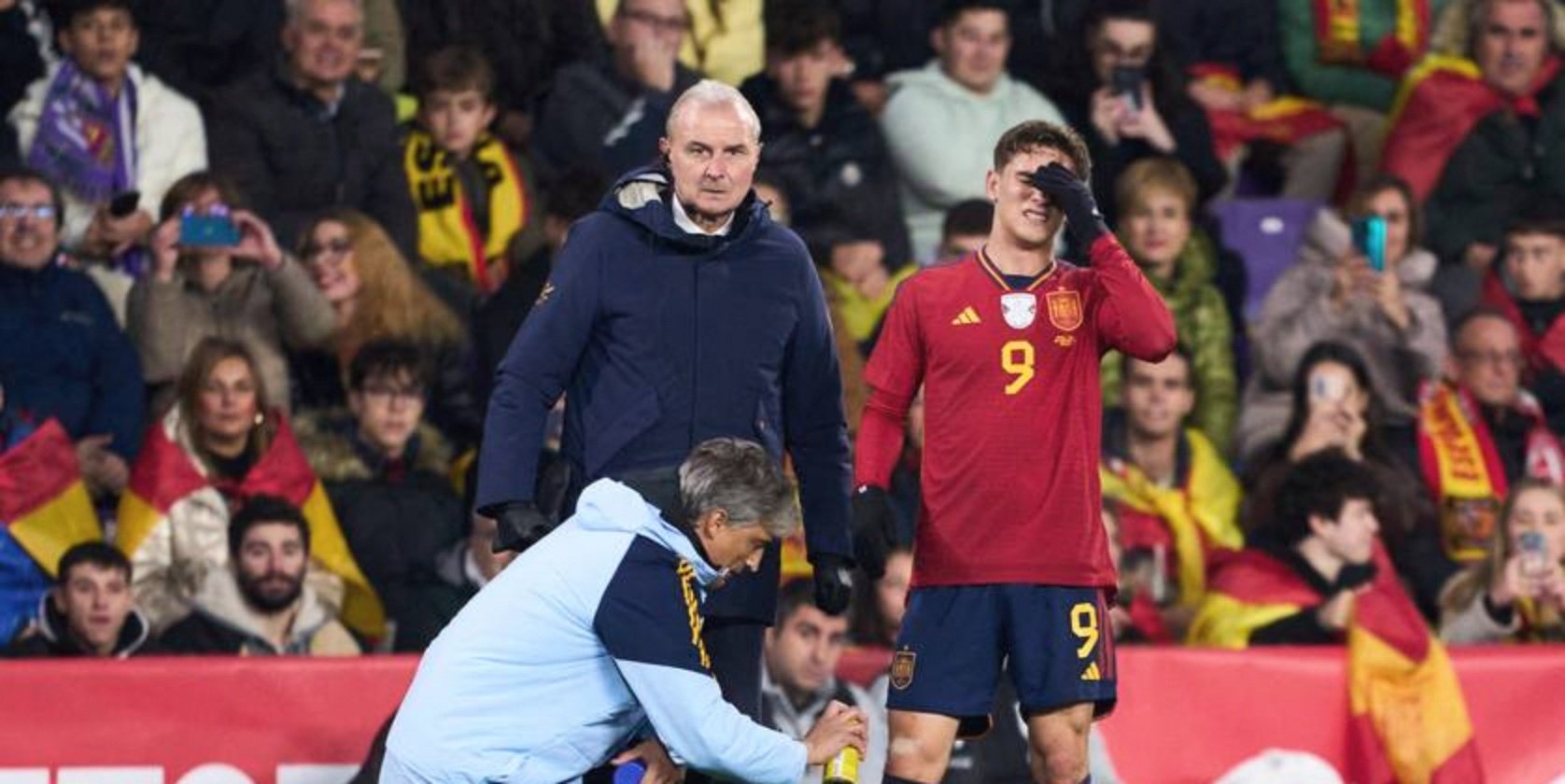 包含巴萨目前已经八名伤员尚未康复莱万和奥尔莫接近复出的词条