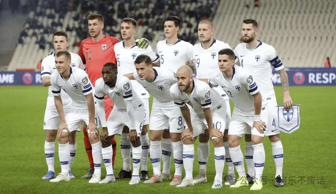 关于世预赛立陶宛2-3荷兰徳佩梅开二度昆滕-廷贝尔建功的信息  第2张