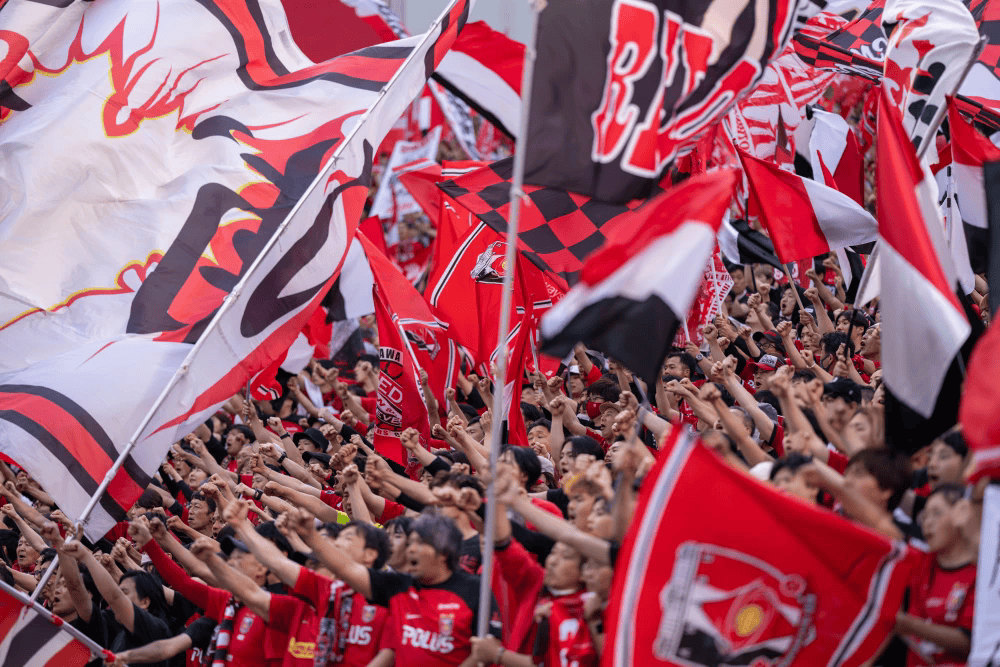 包含日职联浦和红钻vs大阪樱花前瞻分析双方在积分榜有5分差距的词条