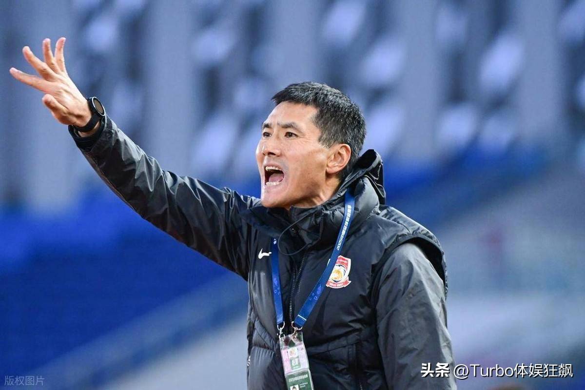 邵佳一履新后首站赴熊猫杯考察球员邵佳一重组新国足的简单介绍  第2张