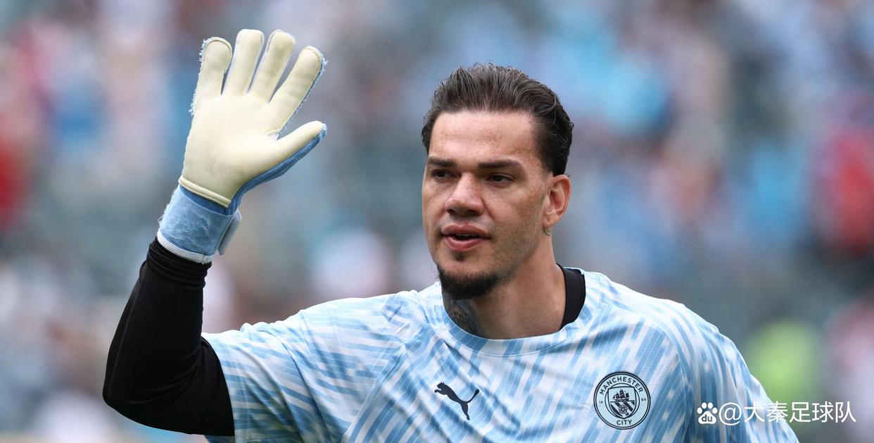 包含埃德森辟谣离队传闻未来坚持留在曼城的词条  第1张