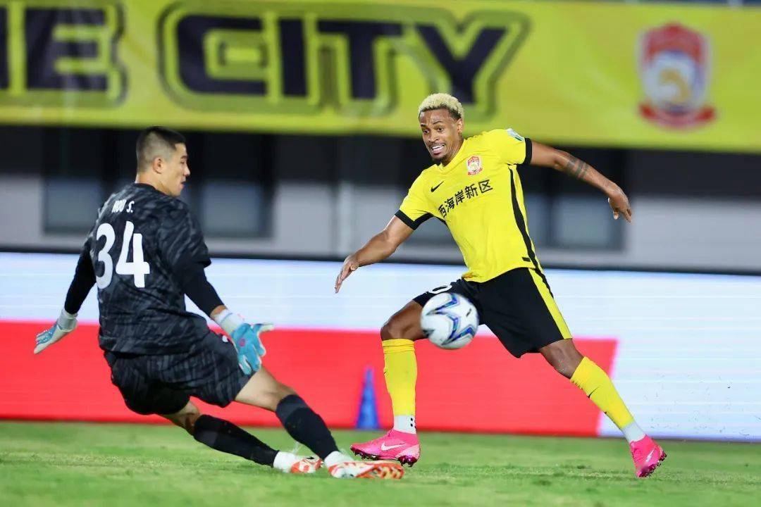 关于博主：侯森参加国安训练恢复状况良好的信息