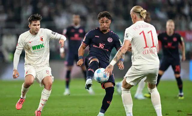 关于德西联：乌帕塔尔VS杜塞尔多夫业余队的信息