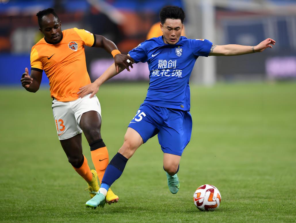 中超：武汉三镇VS山东泰山  第2张