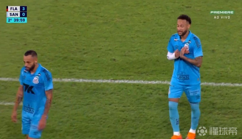 包含内马尔为红牌道歉并对首张黄牌感到不满的词条