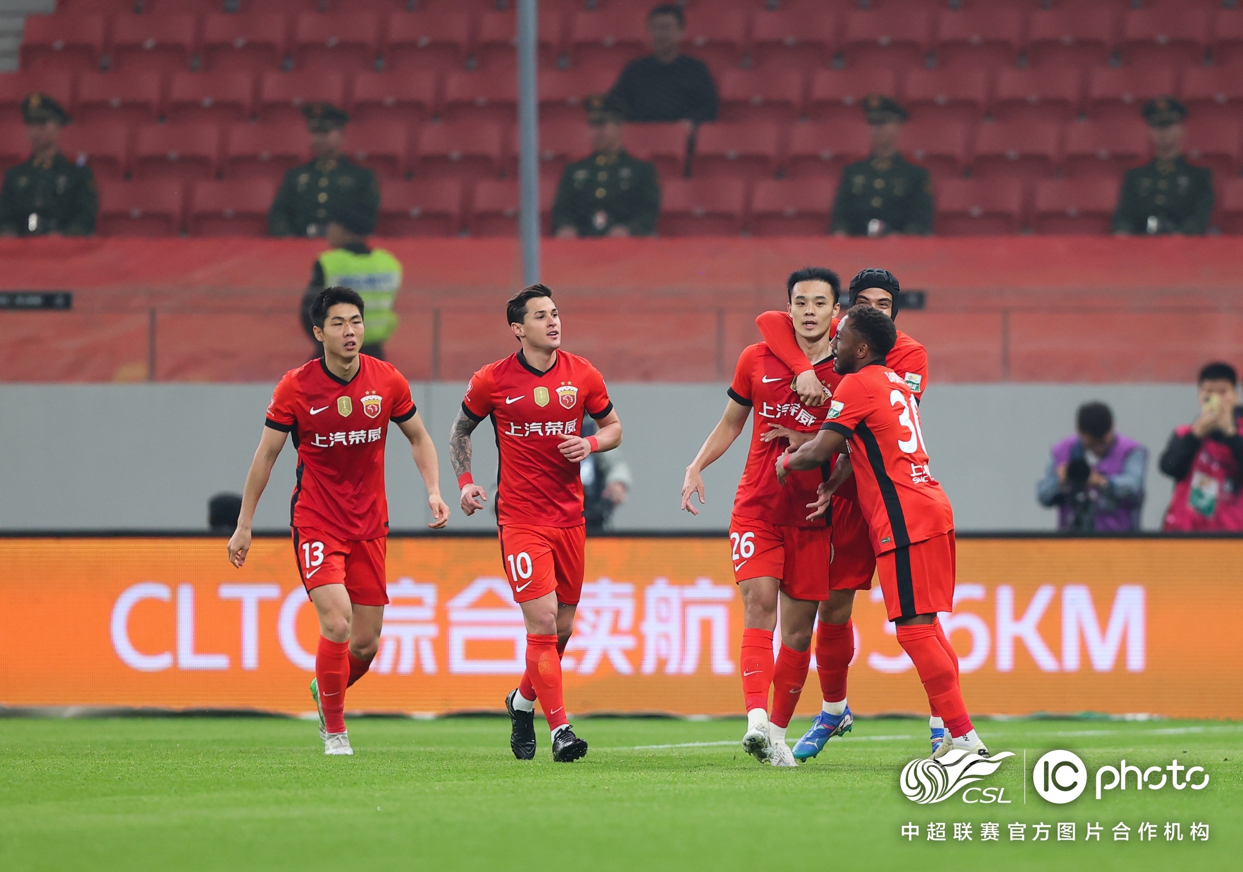 中超榜首三队集体赢球上海海港继续领跑  第2张