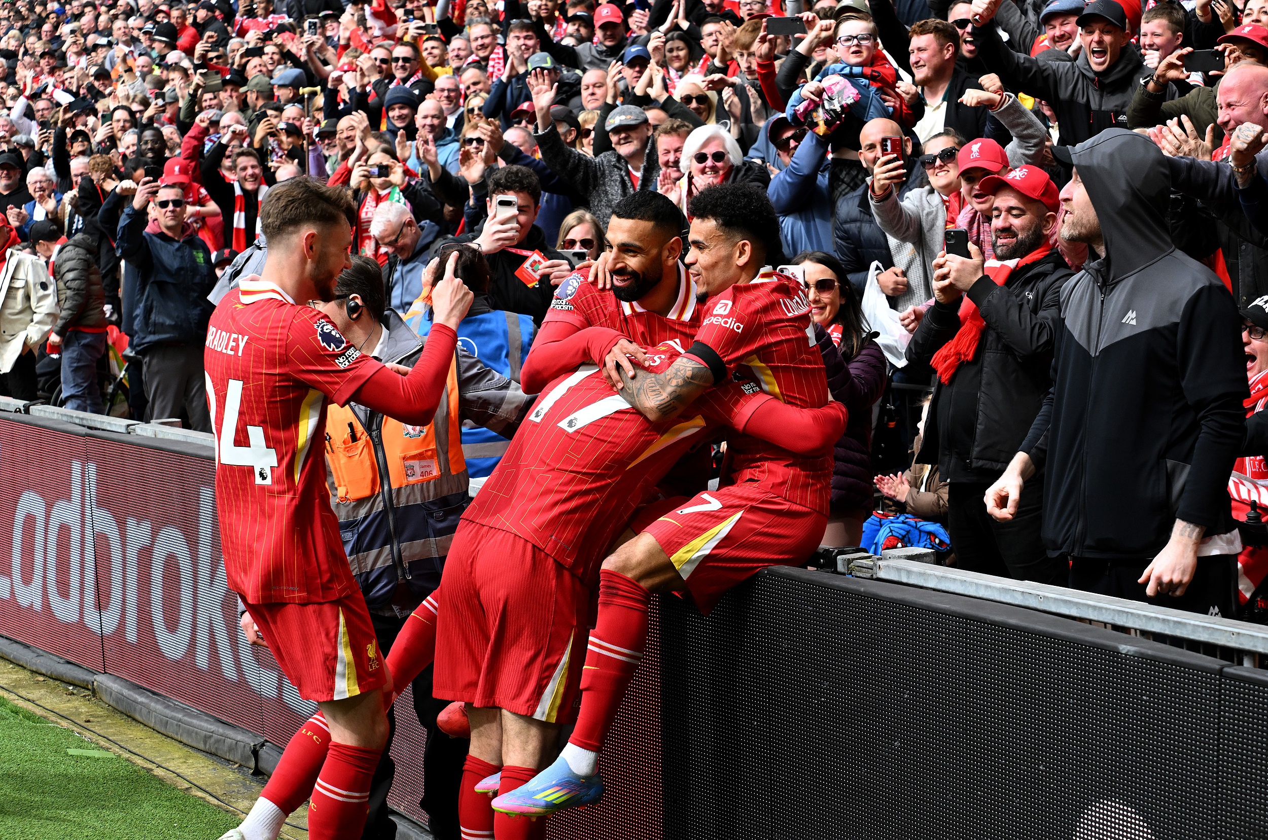 外媒：利物浦新赛季预计卫冕英超夏窗共投入3亿英镑的简单介绍