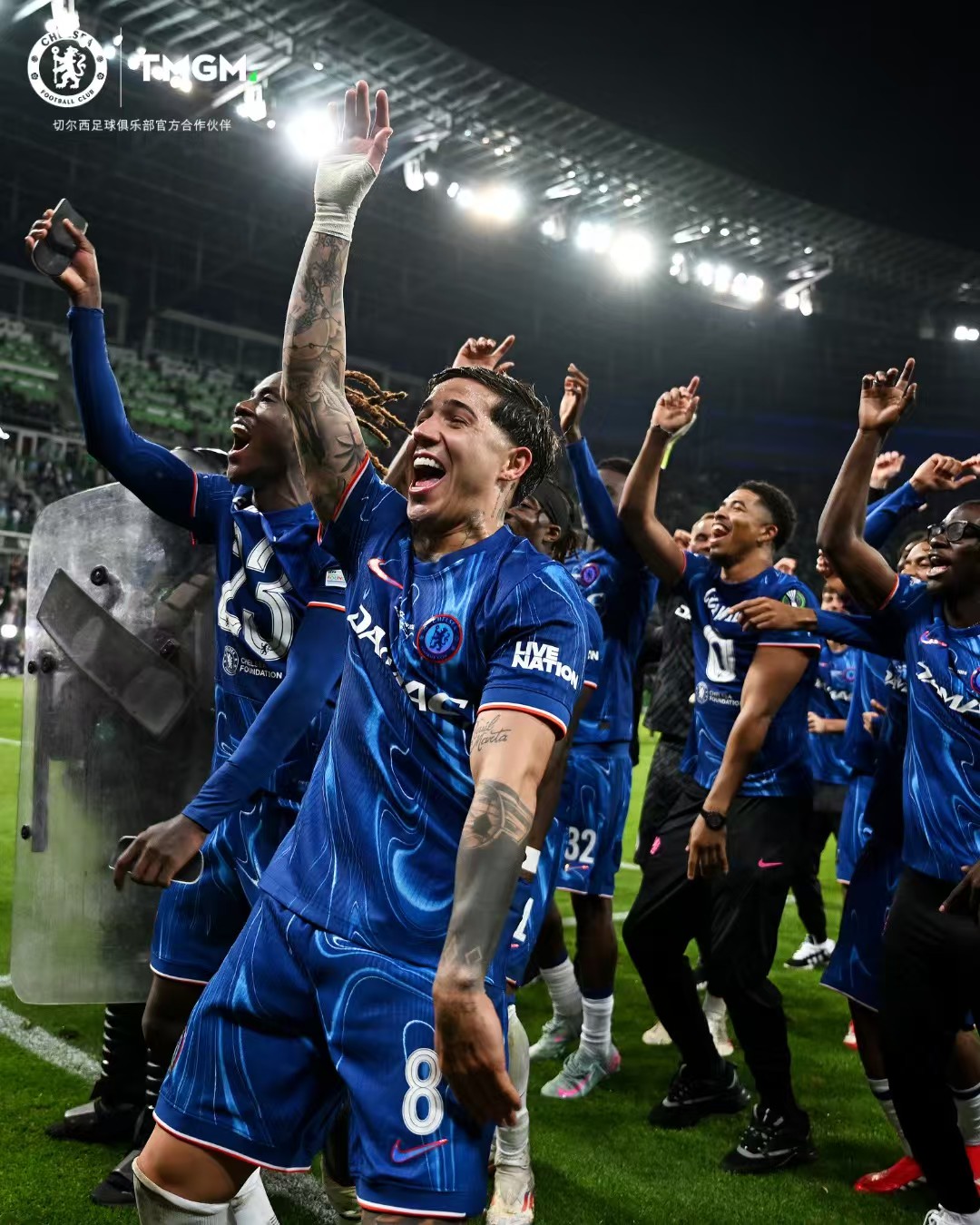 切尔西即将签下吉滕斯转会费高达6500万欧的简单介绍 第2张 切尔西即将签下吉滕斯转会费高达6500万欧的简单介绍 第2张