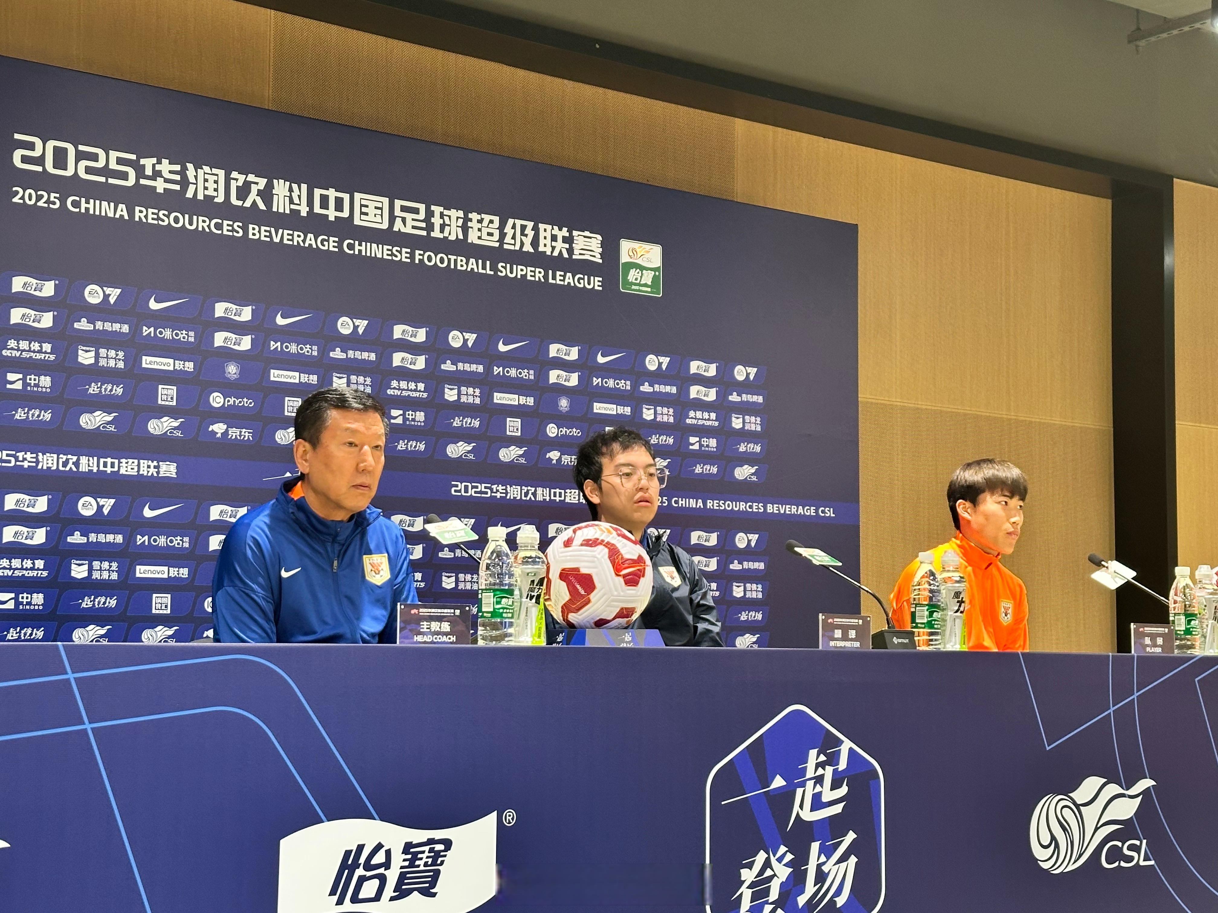 泰山发布中超赛前预热海报泰山主场战三镇的简单介绍