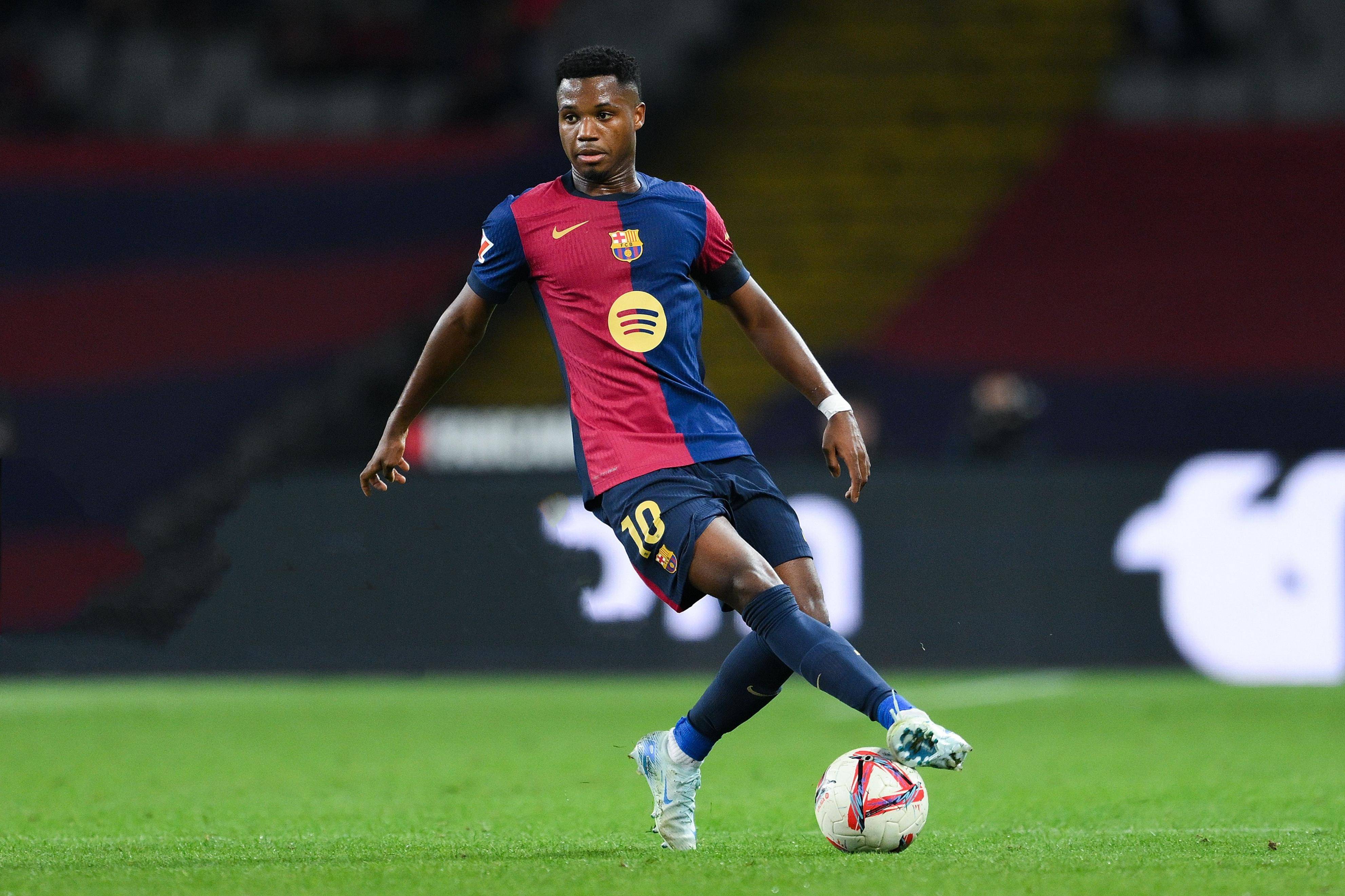 包含巴萨引援将在迪亚斯与拉什福德之间进行选择左边锋是球队补强计划关键的词条