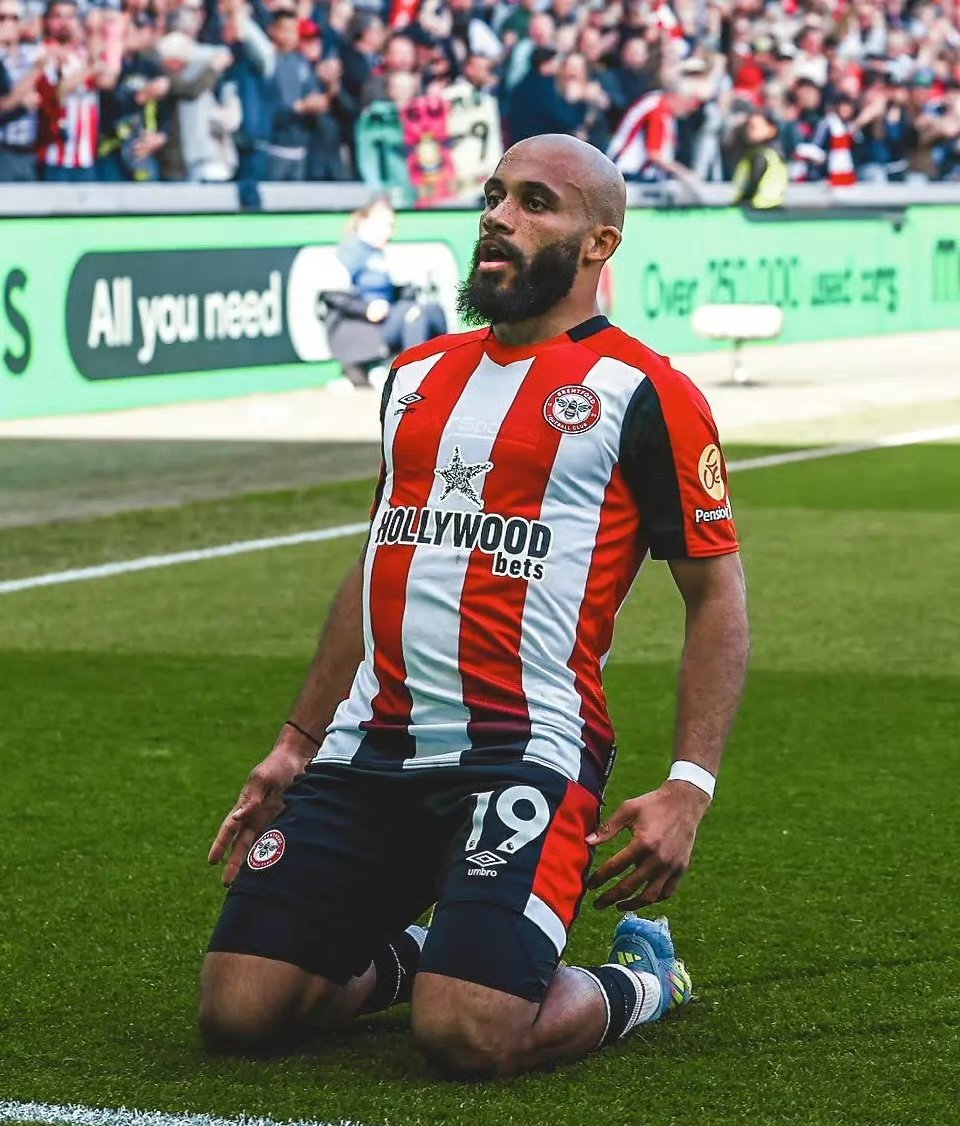 关于曼联接触姆贝乌莫球员本赛季展现优秀进球状态的信息  第1张