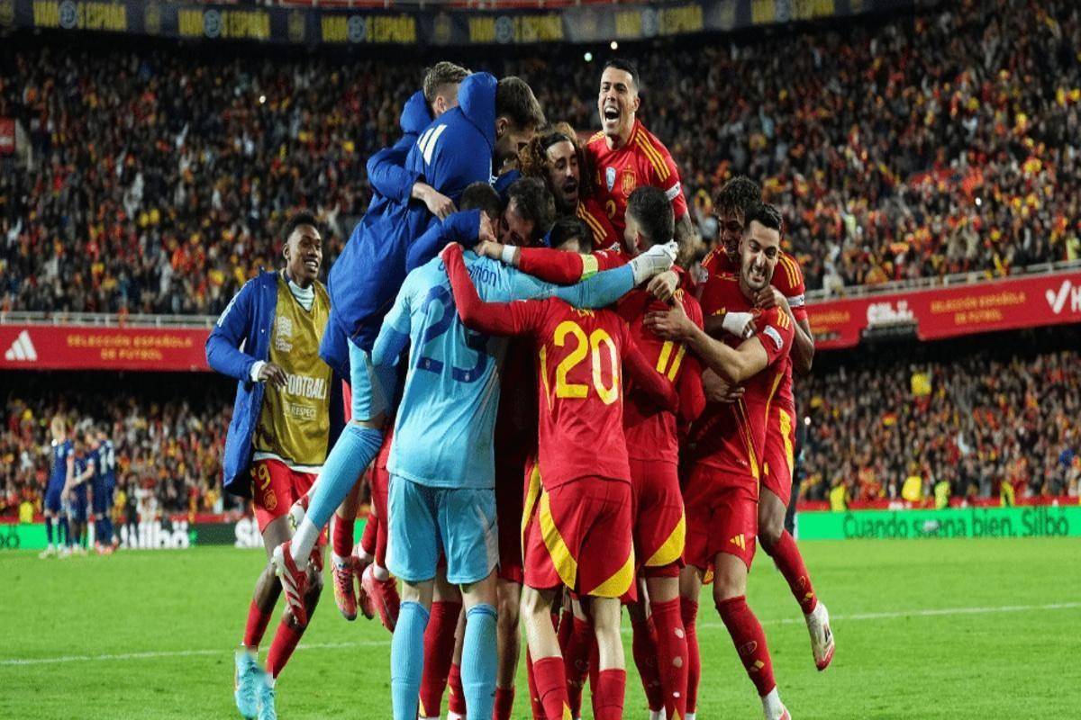 包含西班牙主帅称佩德里应该入围金球佩德里梅开二度助西班牙6-0大胜土耳其的词条  第1张