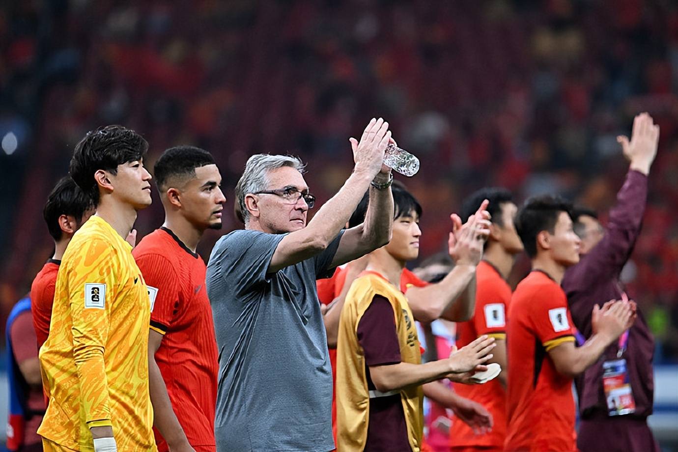 关于足协官宣伊万科维奇下课国足世预赛18强赛出局的信息